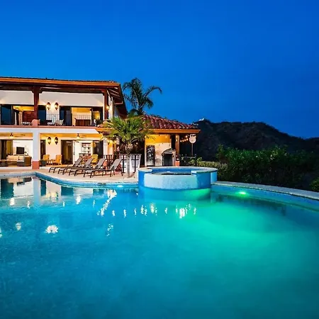 Spectacular Ocean Views Infinity Pool Villa