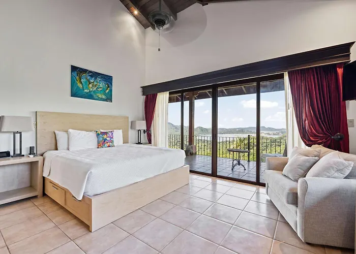 Infinity Pool With Ocean & Mountain Views * Potrero (Guanacaste)